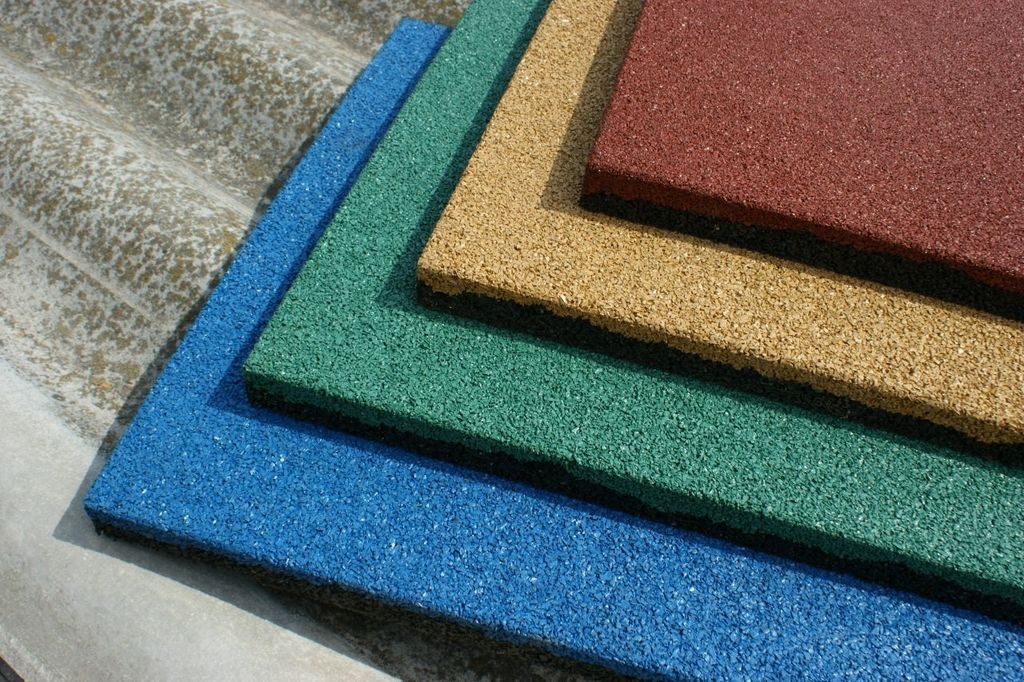 Продажа резиновой тротуарной плитки в Выборге